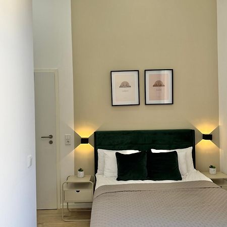 Heaven Homes - Doppelzimmer Mit Eigenem Bad Düsseldorf Exteriör bild