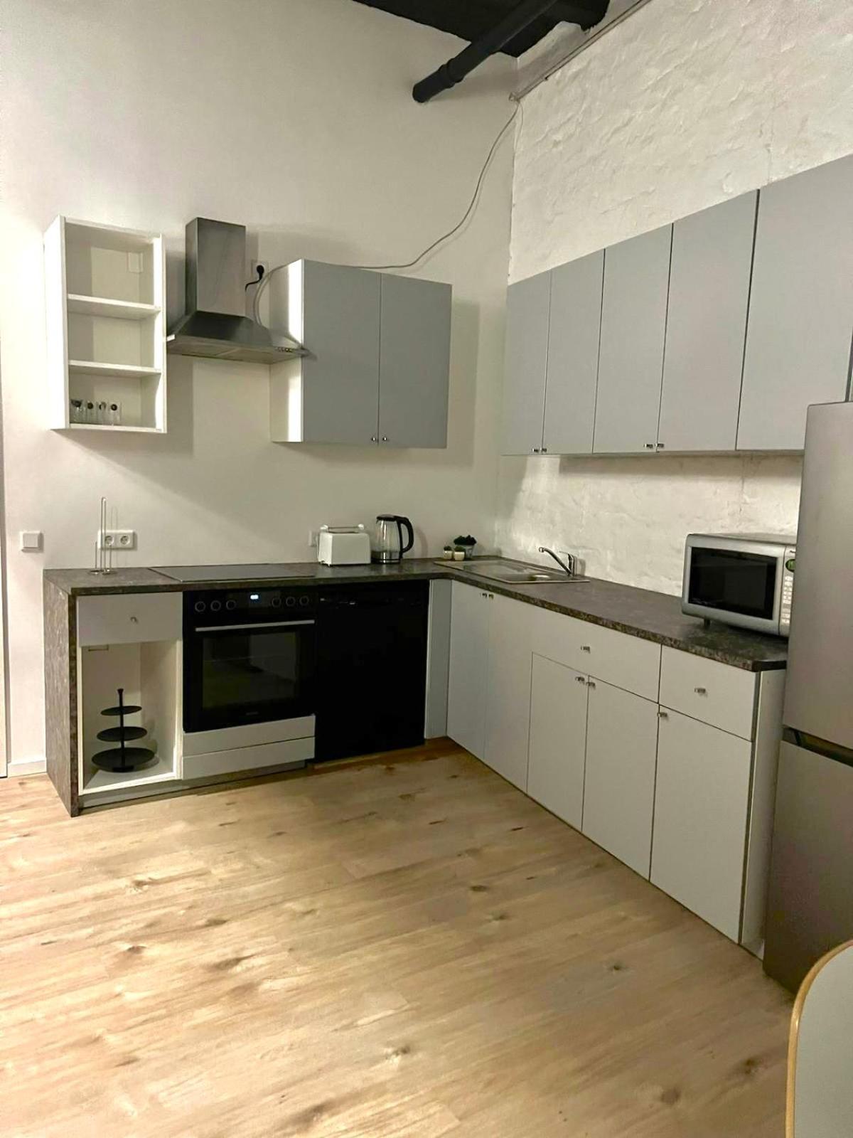 Heaven Homes - Doppelzimmer Mit Eigenem Bad Düsseldorf Exteriör bild