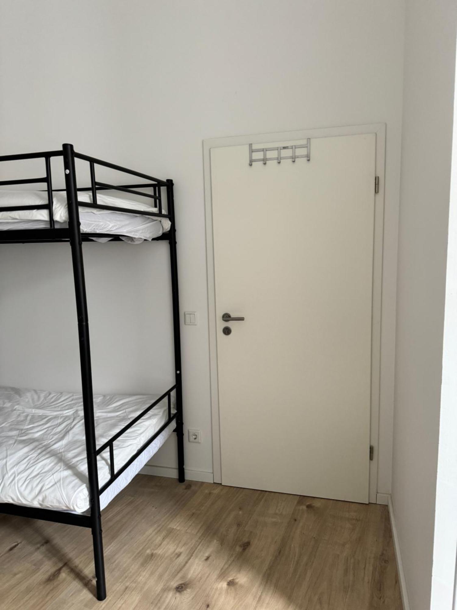 Heaven Homes - Doppelzimmer Mit Eigenem Bad Düsseldorf Exteriör bild